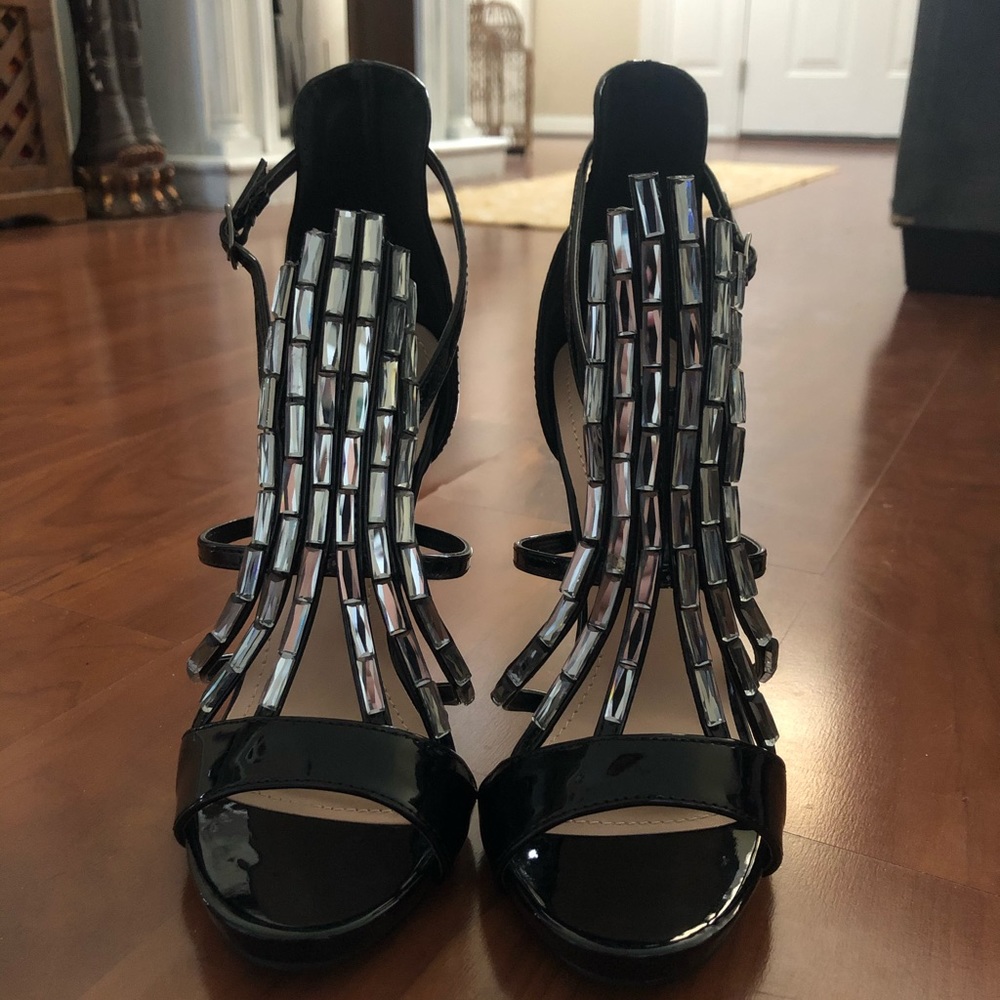 Windsor Black heels